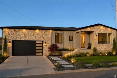 905 Settlement Canyon Rd, Tooele, UT 84074