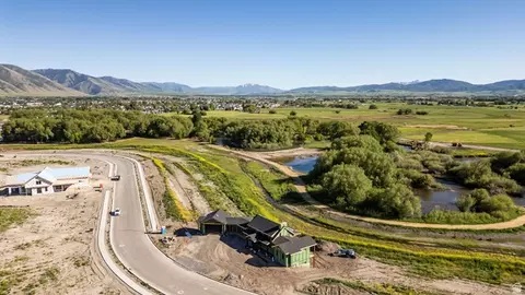View/Area - 1326 Willow Dr #102, Logan, UT 84321 photo 1 of 4