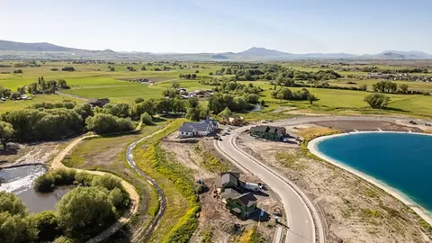 View/Area - 1326 Willow Dr #102, Logan, UT 84321 photo 2 of 4