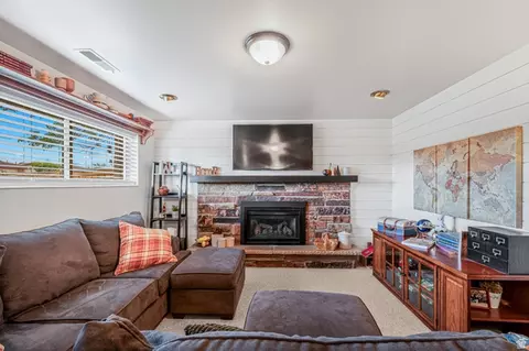 Living - 653 S 670 E, Orem, UT 84097 photo 6 of 6