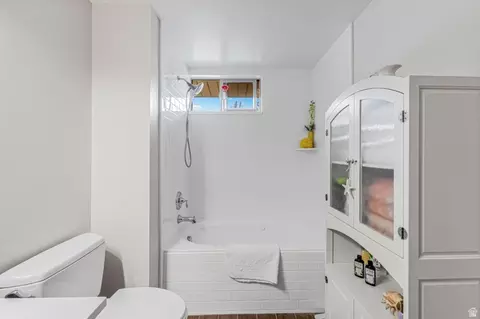 Bath - 653 S 670 E, Orem, UT 84097 photo 3 of 4