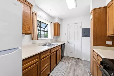 Kitchen - 515 N 200 E #6, Provo, UT 84606 photo 2 of 2