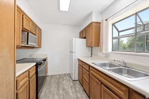 Kitchen - 515 N 200 E #6, Provo, UT 84606 photo 1 of 2