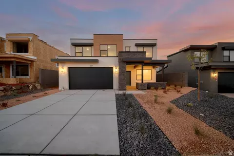 1842 S Queens Garden Dr, Washington, UT 84780