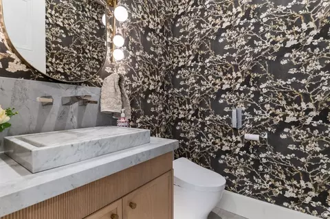 Bath - 1284 N Sagewood Ln E, Alpine, UT 84004 photo 1 of 10