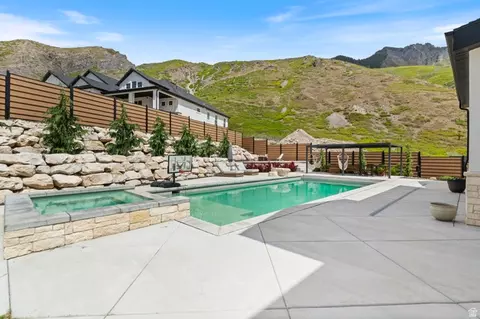 Exterior - 1284 N Sagewood Ln E, Alpine, UT 84004 photo 10 of 24