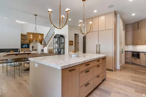 Kitchen - 1284 N Sagewood Ln E, Alpine, UT 84004 photo 4 of 8