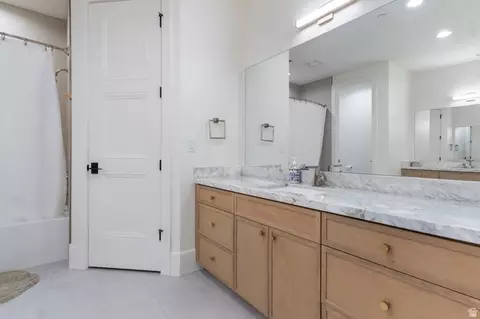 Bath - 1284 N Sagewood Ln E, Alpine, UT 84004 photo 7 of 10
