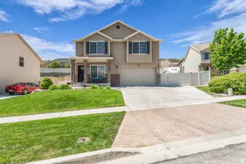 283 W Kestrel Dr, Saratoga Springs, UT 84045