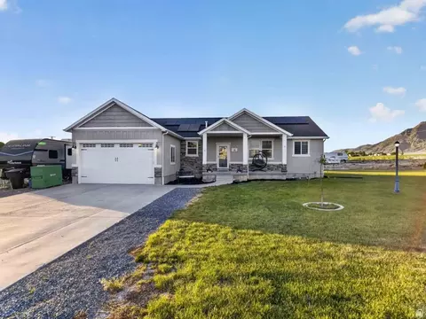16 W 980 S, Mona, UT 84645