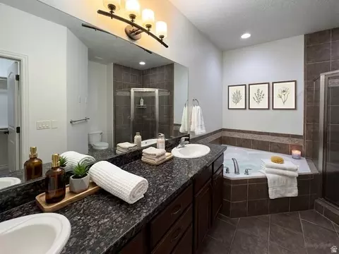 Bath - 318 E Nechatel Dr, Draper, UT 84020 photo 1 of 2