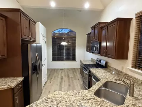 Kitchen - 318 E Nechatel Dr, Draper, UT 84020 photo 2 of 2