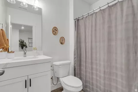 Bath - 1341 E Goldie Lou Ln #LOT EAGLE, Eagle Mountain, UT 84005 photo 3 of 3