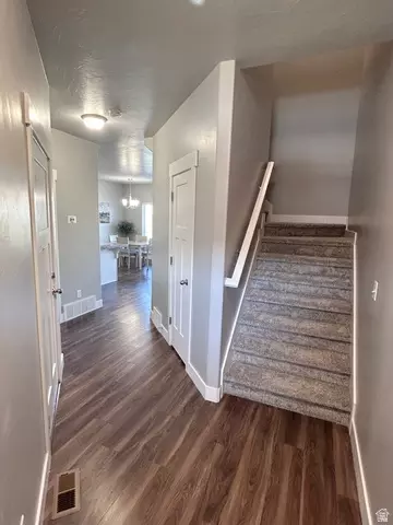 Entry Way - 7427 N Cottage Ln, Eagle Mountain, UT 84005 photo 4 of 5
