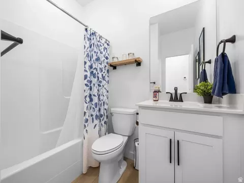 Bath - 1752 E Warbler Dr, Eagle Mountain, UT 84005 photo 1 of 3