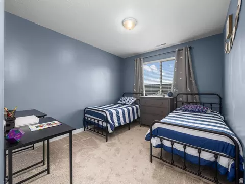 Bedroom - 1752 E Warbler Dr, Eagle Mountain, UT 84005 photo 3 of 6
