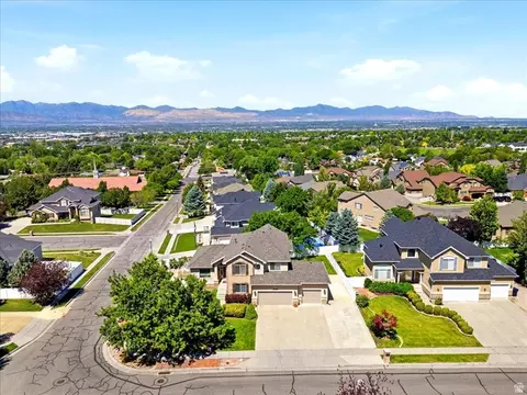 View/Area - 11566 E Sunburn Ln S, Sandy, UT 84094 photo 1 of 2