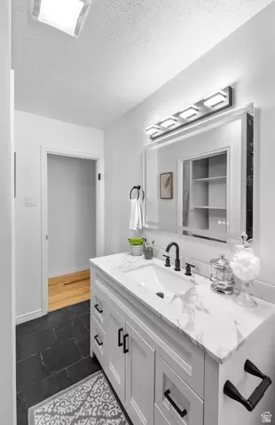 Bath - 343 E 6990 S, Midvale, UT 84047 photo 1 of 6