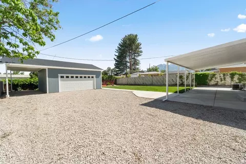 Exterior - 343 E 6990 S, Midvale, UT 84047 photo 4 of 7