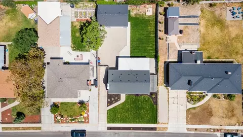 View/Area - 343 E 6990 S, Midvale, UT 84047 photo 2 of 6