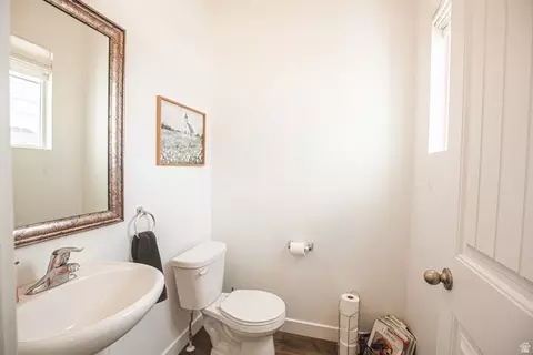 Bath - 239 W 1870 S, Payson, UT 84651 photo 1 of 4
