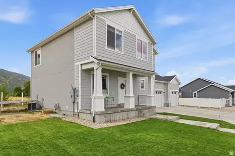 Exterior - 239 W 1870 S, Payson, UT 84651 photo 3 of 5