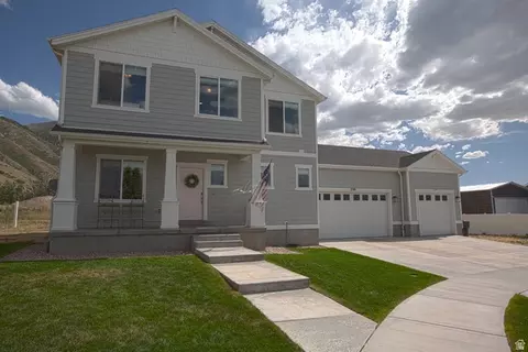 Exterior - 239 W 1870 S, Payson, UT 84651 photo 2 of 7