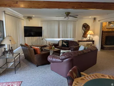Living - 7111 Escalante Loop, Oakley, UT 84055 photo 2 of 5