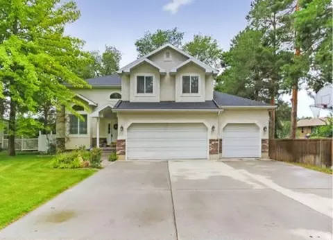 2798 E Ksel Dr, Sandy, UT 84092