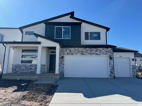 945 W Motor Vu Dr #206, Riverdale, UT 84405