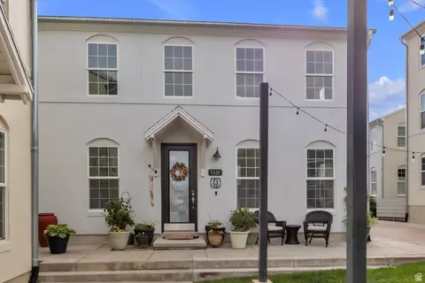 5332 W Scout Plane Ln, South Jordan, UT 84009