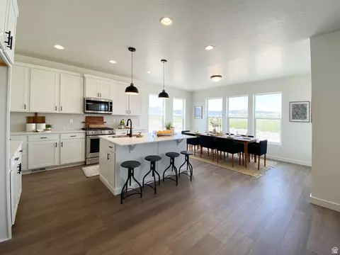 Kitchen - 1158 E Antelope Dr #604, Eagle Mountain, UT 84005 photo 1 of 2