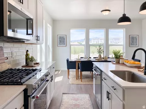 Kitchen - 1158 E Antelope Dr #604, Eagle Mountain, UT 84005 photo 2 of 2