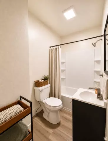 Bath - 2030 Orchard Ave, Ogden, UT 84401 photo 2 of 2