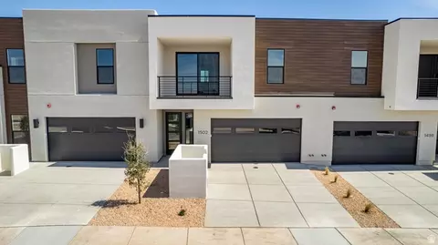 1474 N Palm Island Dr #33, Washington, UT 84780