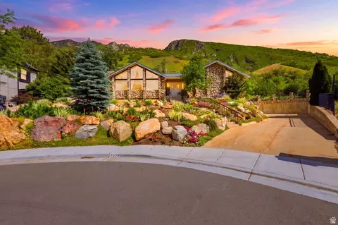 7379 S Silver King Cir, Cottonwood Heights, UT 84121