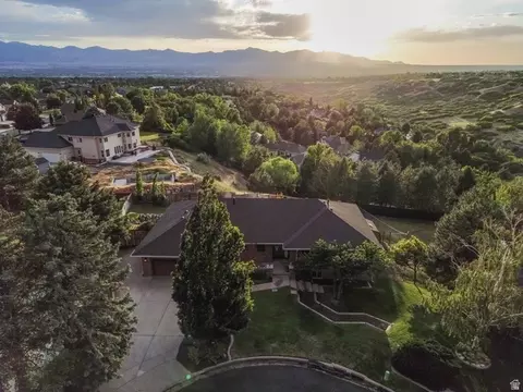 View/Area - 2342 E Charros Rd, Sandy, UT 84092 photo 3 of 11