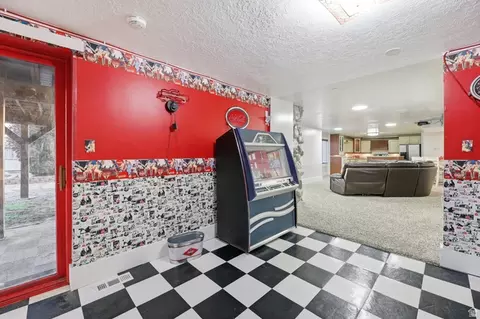 Entry Way - 2342 E Charros Rd, Sandy, UT 84092 photo 5 of 6
