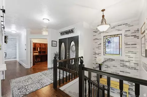 Entry Way - 2342 E Charros Rd, Sandy, UT 84092 photo 3 of 6