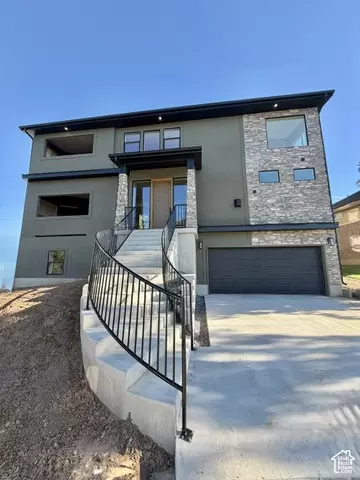 708 Edgewood Dr, South Ogden, UT 84403