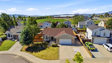 5463 W Starflower Way, West Jordan, UT 84081