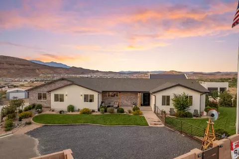 2591 E Washington Dam Rd, Washington, UT 84780