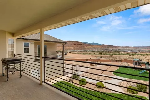Exterior - 2591 E Washington Dam Rd, Washington, UT 84780 photo 3 of 22
