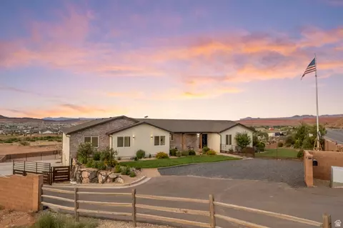 Exterior - 2591 E Washington Dam Rd, Washington, UT 84780 photo 16 of 22