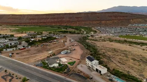 View/Area - 2591 E Washington Dam Rd, Washington, UT 84780 photo 2 of 11