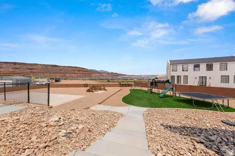 Exterior - 2591 E Washington Dam Rd, Washington, UT 84780 photo 11 of 22