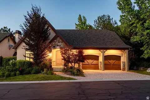 8371 S Via Riviera Way, Cottonwood Heights, UT 84093