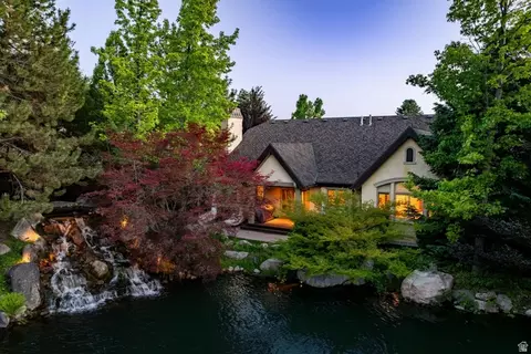 8371 S Via Riviera Way, Cottonwood Heights, UT 84093