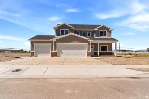 1642 W 3125 N, Pleasant View, UT 84414