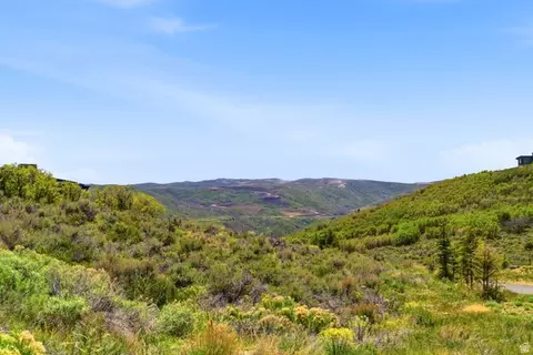 2490 E Sundowner Ridge Dr #TP-22, Kamas, UT 84036